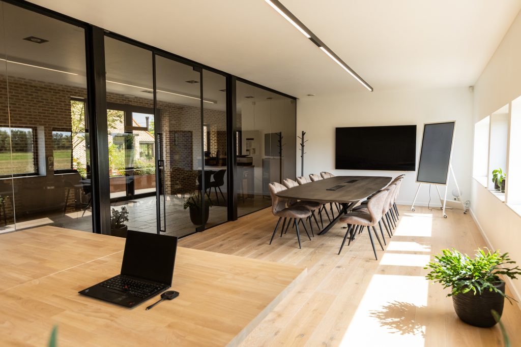 FarmForm - Interieur, Bowie's Boardroom