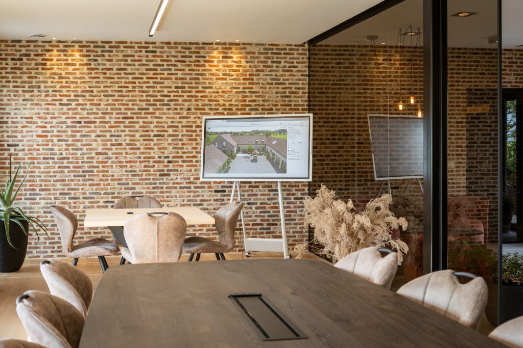 FarmForm - Interieur, Bowie's Boardroom